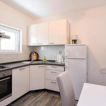 House With A Parking Space Dingac - Pristranj, Peljesac - 660 Holiday home *